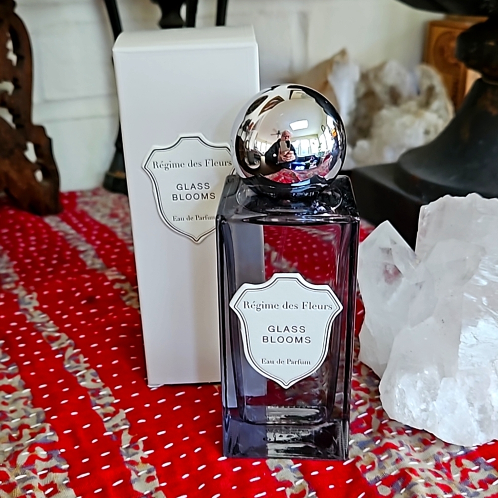 Regime des Fleurs Glass Blooms eau de Parfum